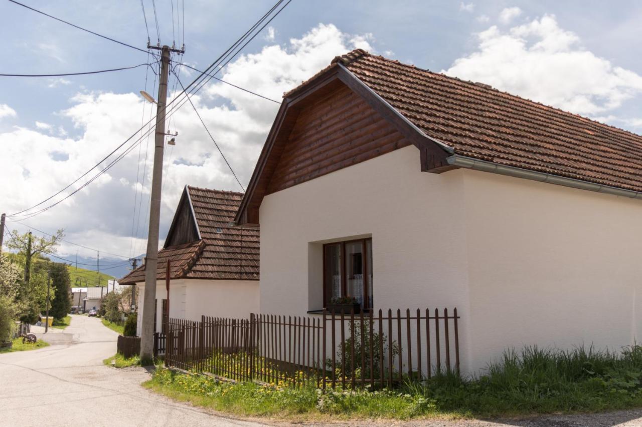 Chalupa U Kova Bešeňová Kültér fotó